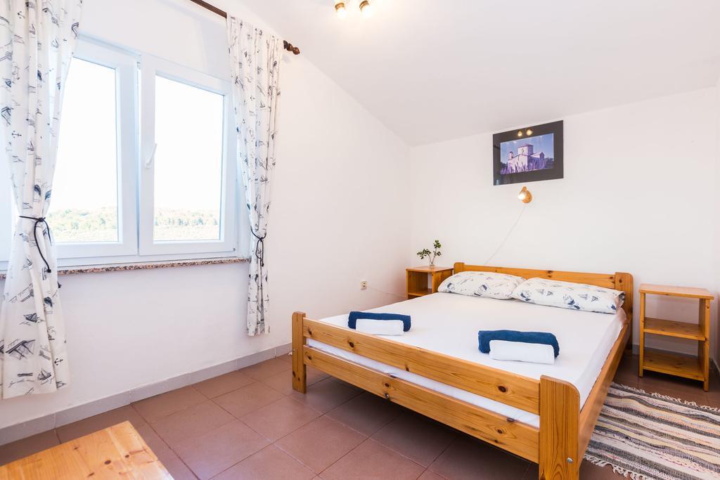 Apartments Krizmanić Ždrelac Pokój zdjęcie