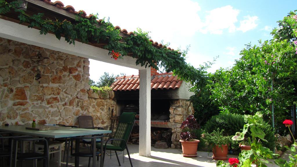 Apartments Krizmanić Ždrelac Pokój zdjęcie